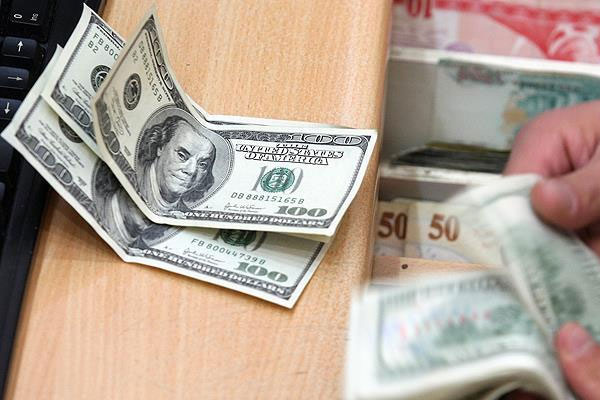 Dolar 3 TL'nin üzerini gördü