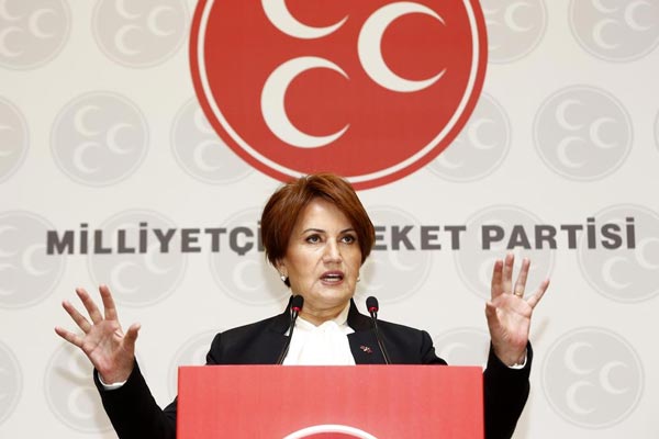 Akşener yeni parti mi kuruyor?