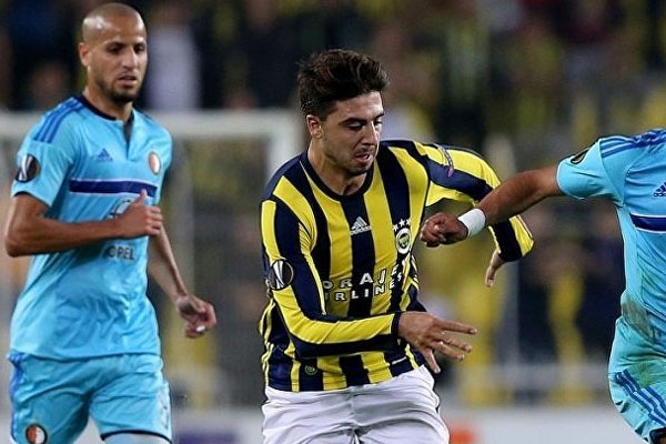 Fenerbahçe grupta lider