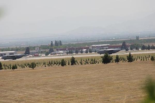 Akıncı Üssü'ne 'yurtta sulh' parolasıyla girmişler