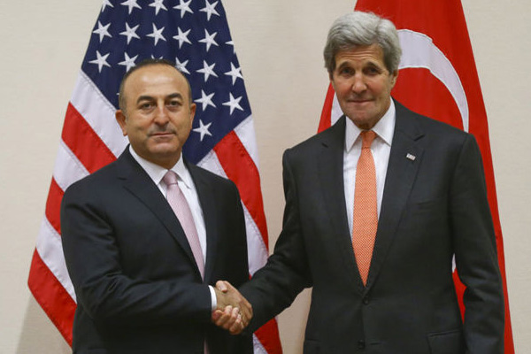 Çavuşoğlu, ABD Dışişleri Bakanı Kerry ile Suriye'yi görüştü