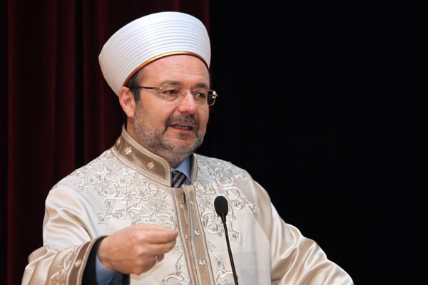 'Camiler namazdan sonra kapanacak devlet daireleri değildir'