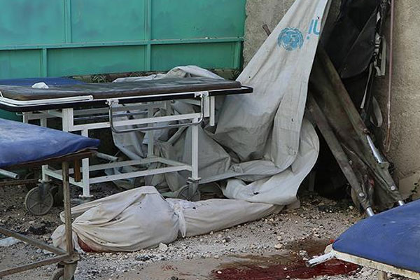 Halep'te sahra hastanesine saldırı