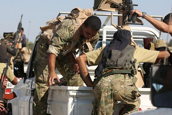 ÖSO El Bab'a operasyon için gün sayıyor