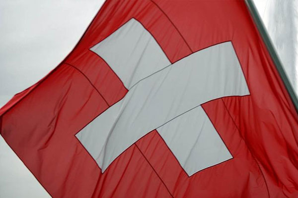 İsviçre ilk defa sığınmacı aldı