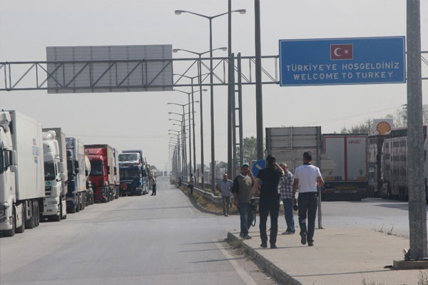 Kapıkule Sınır Kapısı’nda 25 kilometre TIR kuyruğu