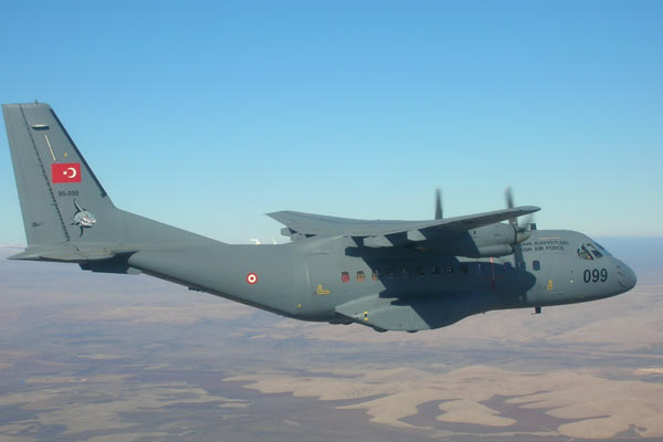 Türk uçağı Rusya'ya gözleme gidiyor