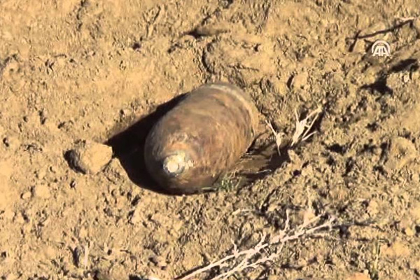 Yayladağı'na top mermisi düştü