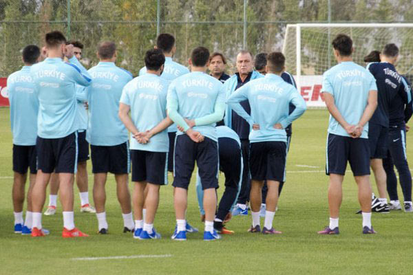 A Milliler Ukrayna'ya hazırlanıyor