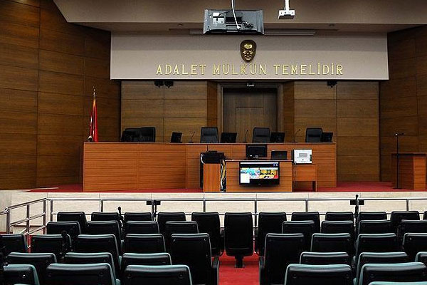 Kaçarken ayağı kırılan 'savcı'ya tutuklama