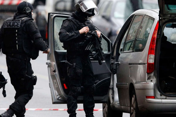 Paris'te güvenlik için yeni öneri