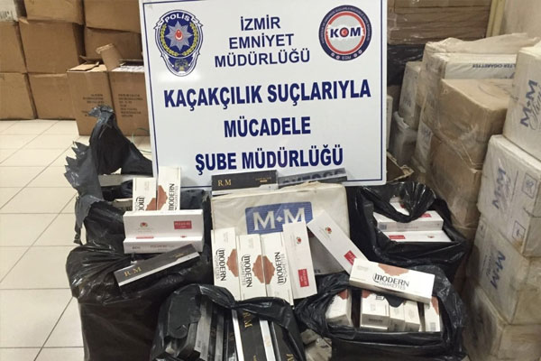 İzmir’de kaçak sigara operasyonu
