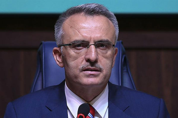 'Kamuya alacağımız personel sayısını azaltacağız'