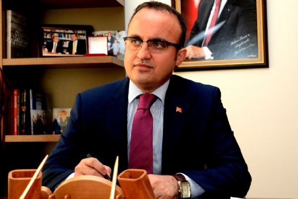 AK Parti Grup Başkanvekili: ABD'de kasırga yaşansa OHAL ilan ediliyor!