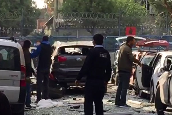 İstanbul Yenibosna'da patlama