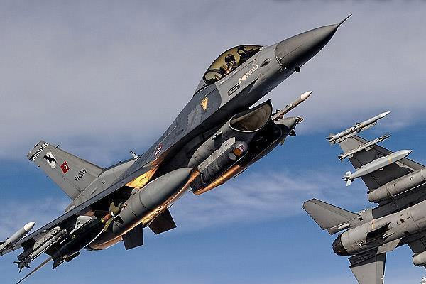 Kuzey Irak'a hava harekatı