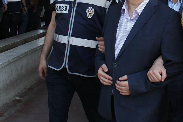 FETÖ'nün 'il imamı' tutuklandı