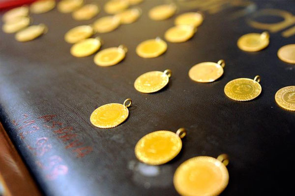 Çeyrek altın üretimi eylülde uçtu