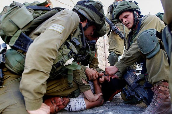 İsrail polisi 31 Filistinliyi gözaltına aldı