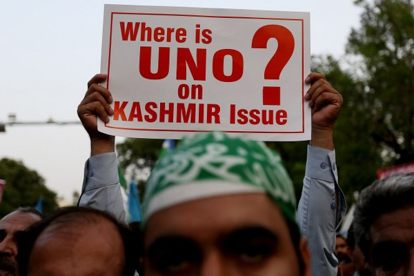 Pakistan Keşmir'de yaşananları aktarmak için Türkiye'ye temsilci gönderdi