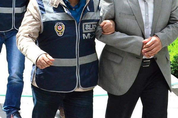 Adana'da FETÖ soruşturması: 17 gözaltı