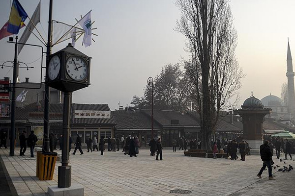 FETÖ Bosna Hersek'teki okullarını devretmeyecek