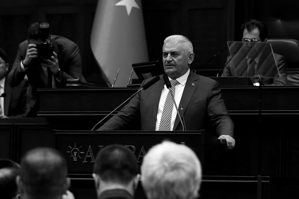 'Mağduriyetlerin tehlikeyi gölgelemesine izin vermeyeceğiz'