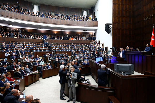 Başbakan: Musul operasyonu IŞİD'i çıkarmak ile sınırlı kalmalı