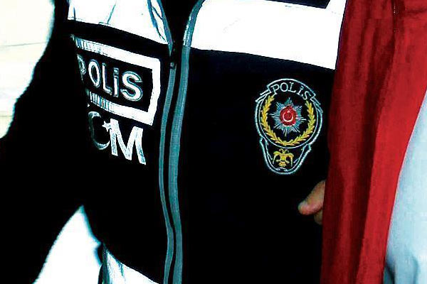 Oğlu Gülen'den tutuklanan imam intihar etti