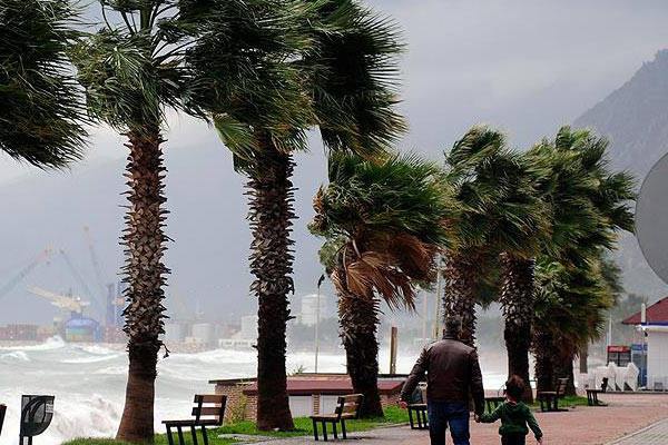 4 il için fırtına ve sağanak uyarısı