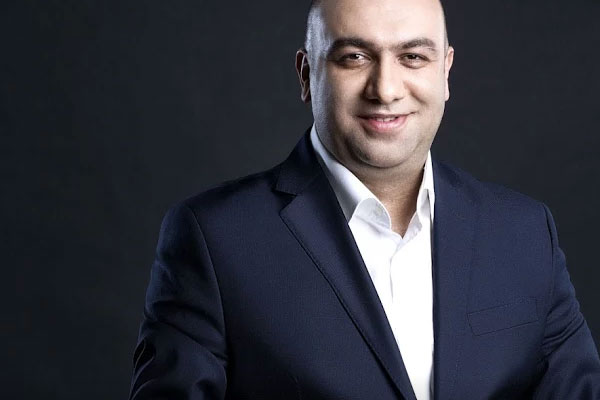 'ABD'li komutan Şemdinli kaymakamına tokat attı'