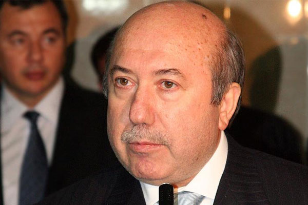 Eski Maliye Bakanı Unakıtan vefat etti