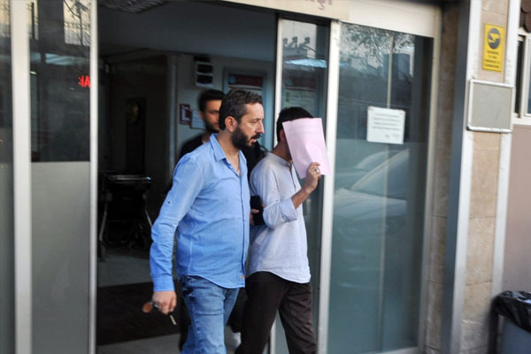 Diyanet çalışanlarına FETÖ operasyonu