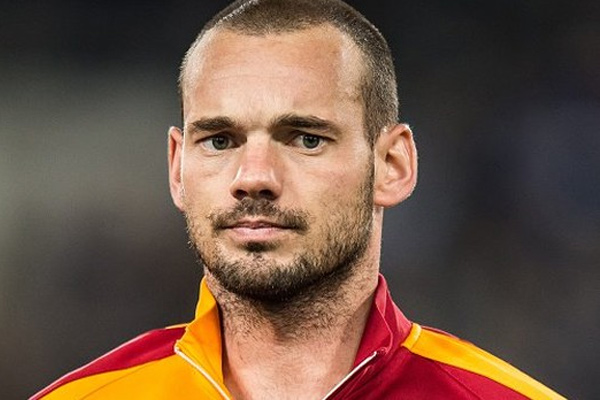 Galatasaray'dan Sneijder açıklaması