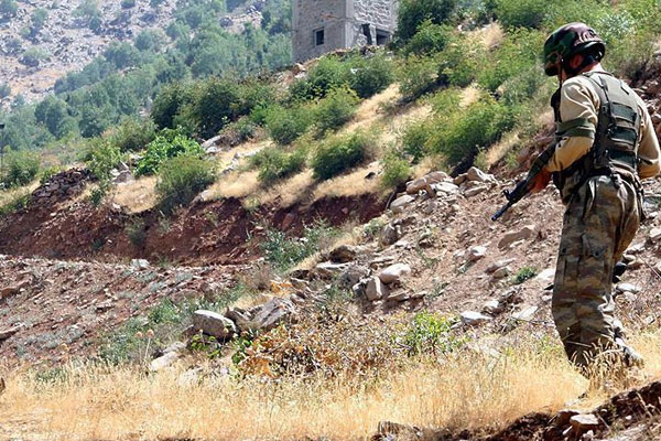 Bitlis'te 4 PKK'lı öldürüldü