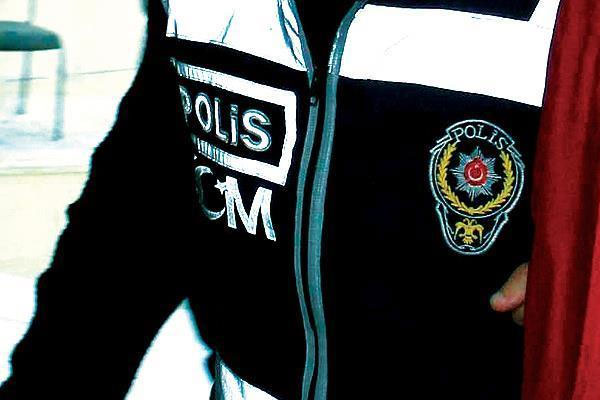 Emniyet Müdürü'ne FETÖ'den gözaltı