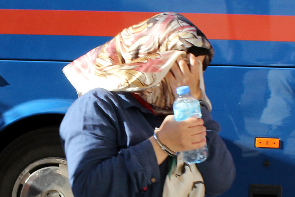 Araştırma görevlisi 'abla'nın hesabından servet çıktı