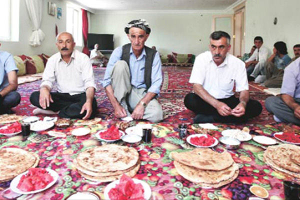 Aşiretlerden PKK'ya rest: Öyle bir şey asla olmayacak