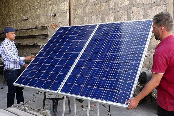 İdlibli mühendis güneş panellerinin verimliliğini artırdı
