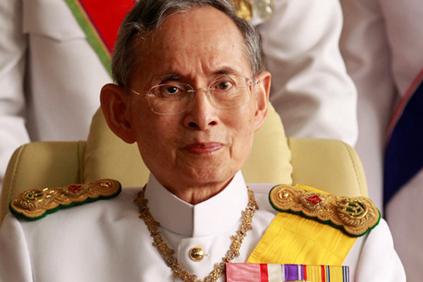 En uzun tahtta kalan kral öldü