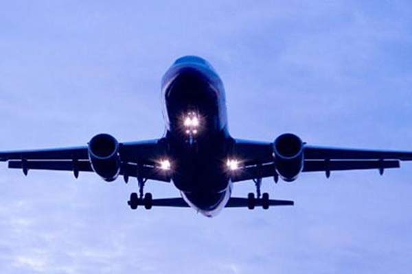 Rus uçağında bomba ihbarı