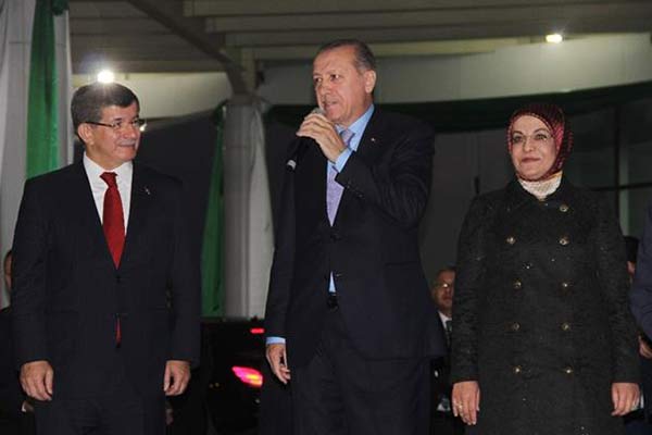 Erdoğan hizmet binasını açtı