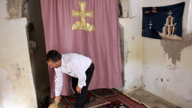 Tarihi kilise imama emanet