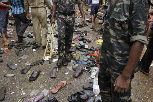 Dini tören sırasında izdiham: 19 ölü