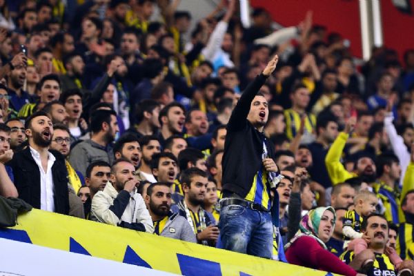 Kadıköy’de ’yönetim istifa’ sesleri