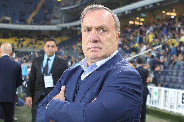 Advocaat Aziz Yıldırım'a 'Kovma' mesajı yolladı