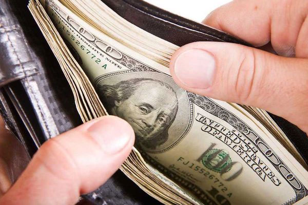 Dolar 3,09'un üzerinde başladı