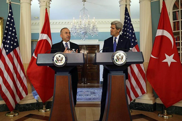 Çavuşoğlu, Kerry'le Musul operasyonunu görüştü