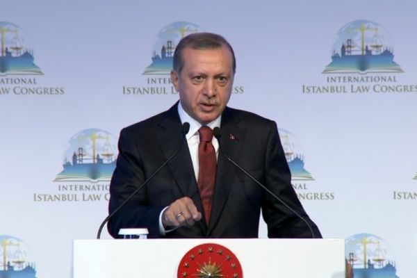 Erdoğan'dan şehit ailelerine taziye telgrafı