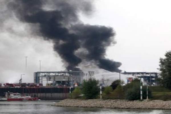 Almanya'da patlama:Ölü ve yaralılar var